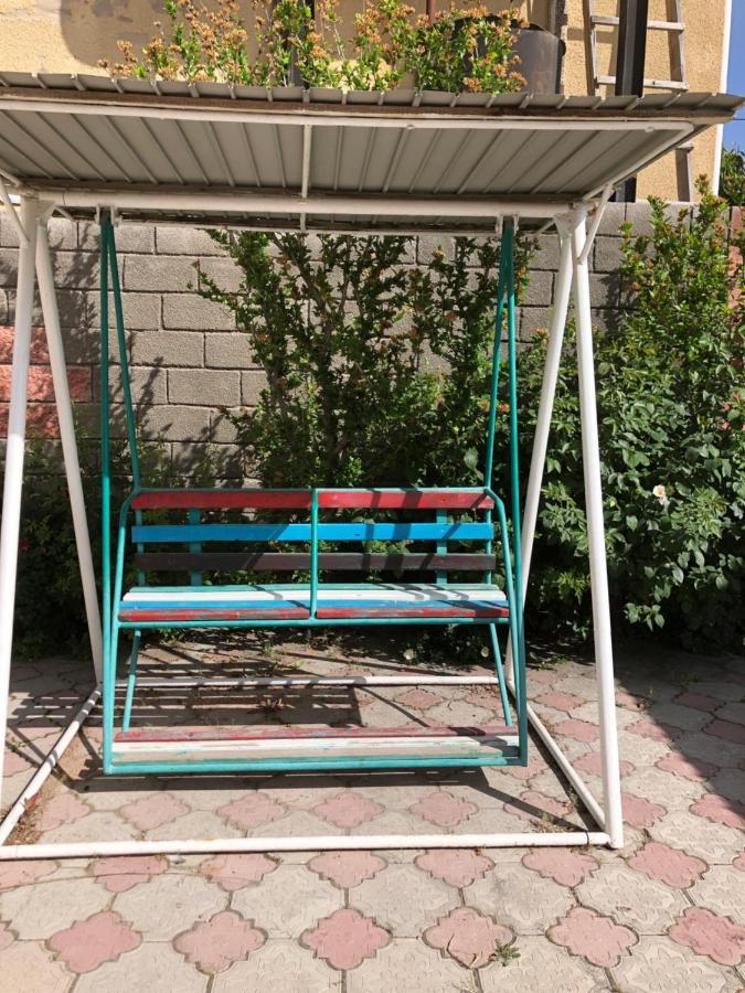Гостевой Дом Айша Guest House Aisha Cholpon-Ata Exterior photo